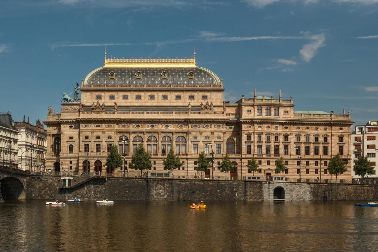 Apartment Vltava Praha Bagian luar foto