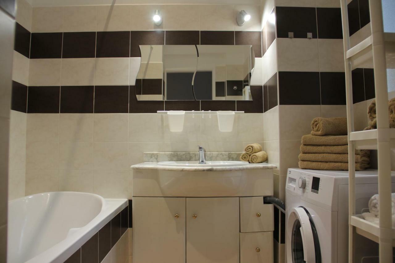 Apartment Vltava Praha Bagian luar foto