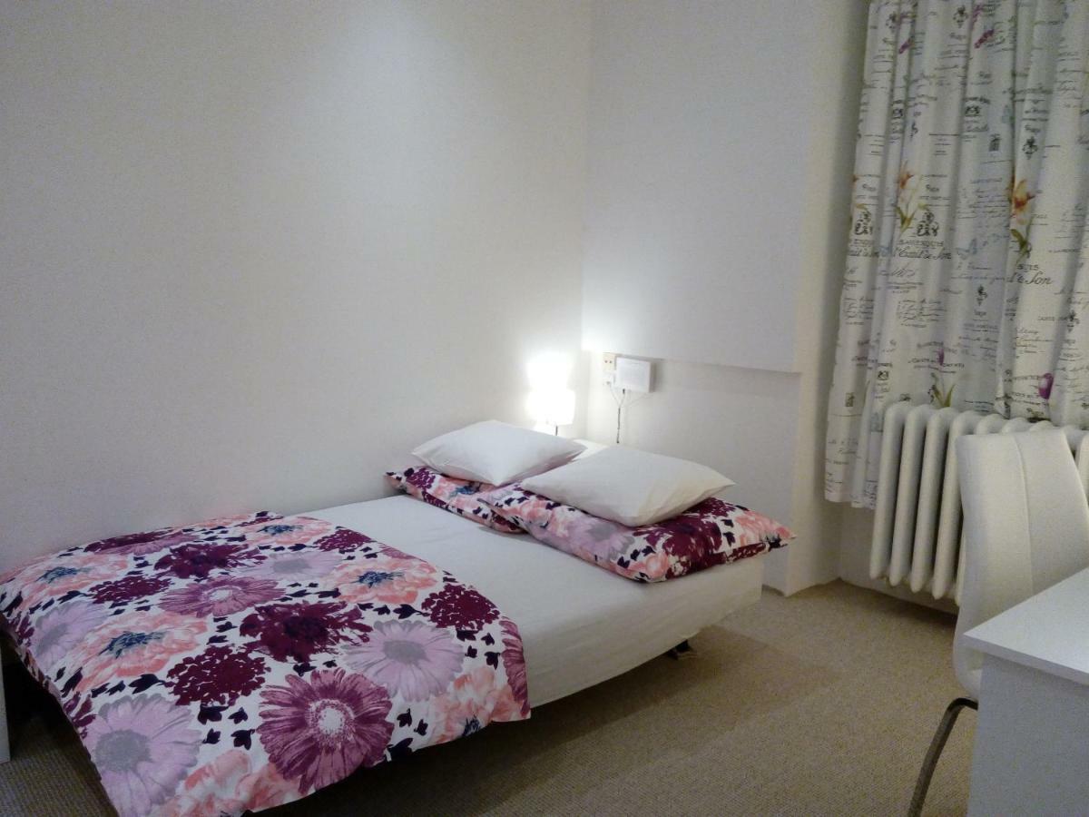 Apartment Vltava Praha Bagian luar foto